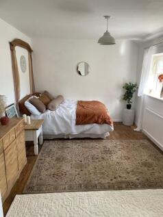 Bedroom.jpg