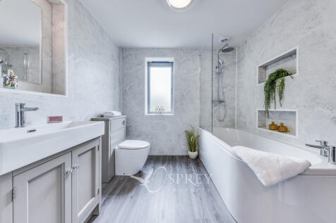 En-Suite to Guest...