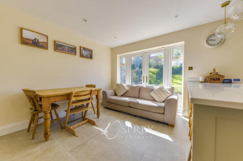 Breakfast Room