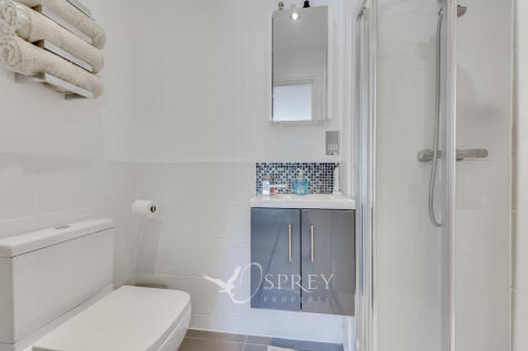 En-Suite to Bedro...