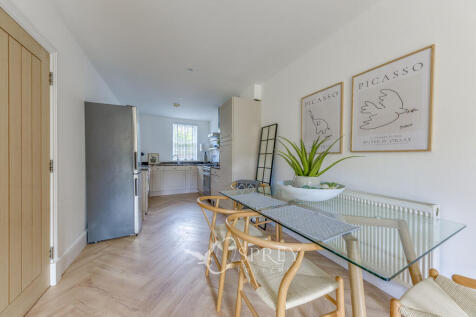 Dining Area looki...