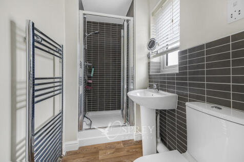 En-Suite Bedroom ...