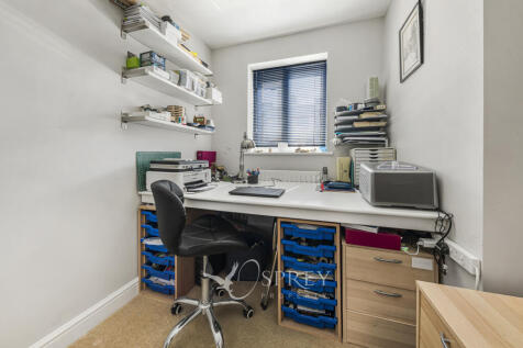 Study / Four Bedroom