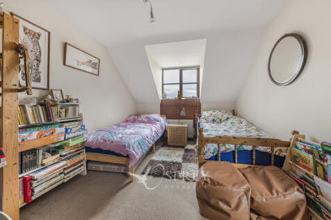 Bedroom Bedroom Thre