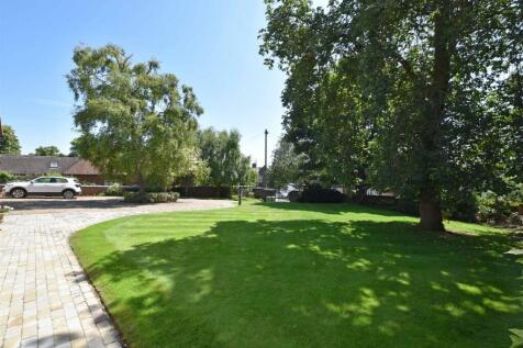 Front Garden.jpg