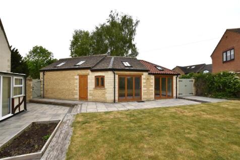 Studio &amp; Garage