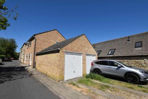 Single Garage &amp; Parking.jpg