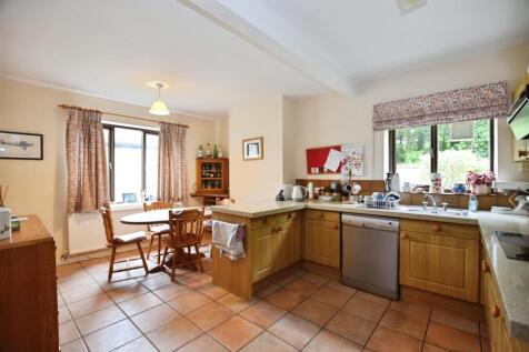 Kitchen breakfast room