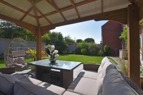 Pergola i.jpg