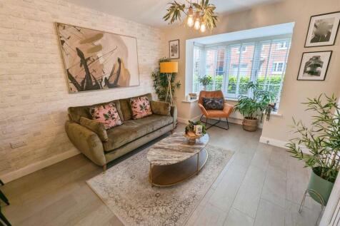 Kitchen Family Room