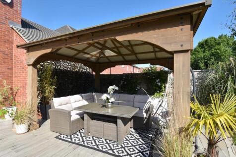 Pergola.jpg