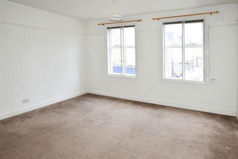 Lounge/bedroom