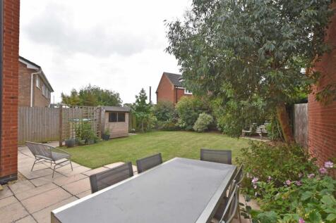 Rear Garden i.jpg