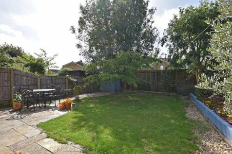 Rear Garden i.jpg