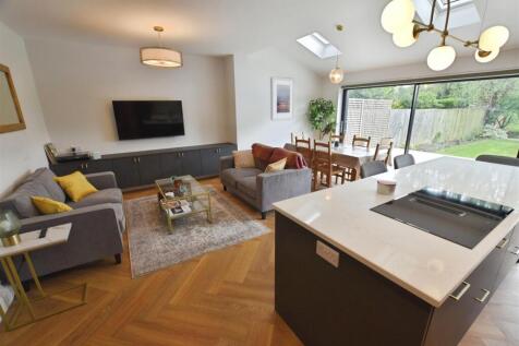 Open Kitchen/Family Room