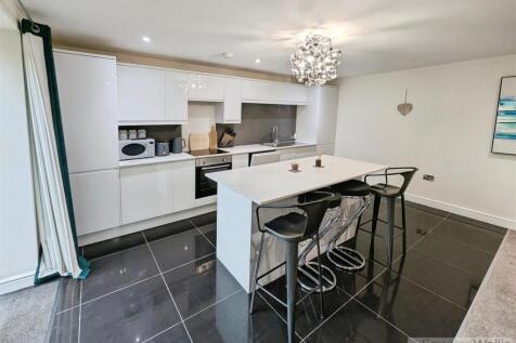 Open Plan Kitchen Living Area