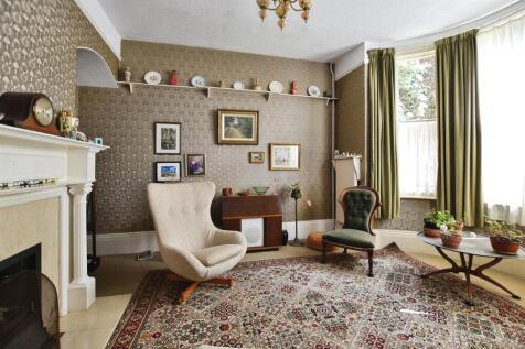 Bay Fronted Drawing Room