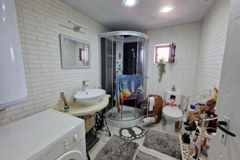 Property Image 46