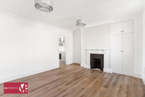 Flat 58a high street Hoddesdon via properties estate letting com