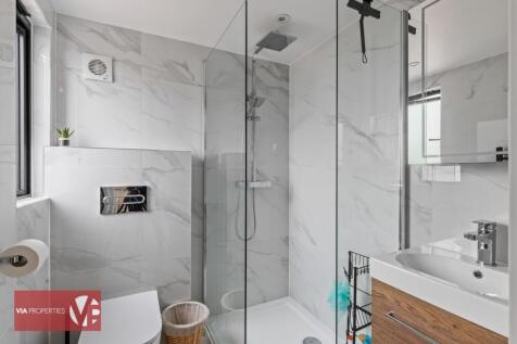 Loft room shower room