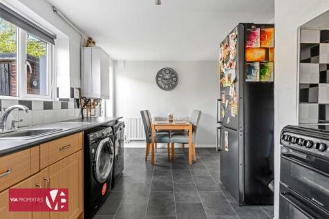 96 Winterscroft Road Hoddesdon EN11 8RJ