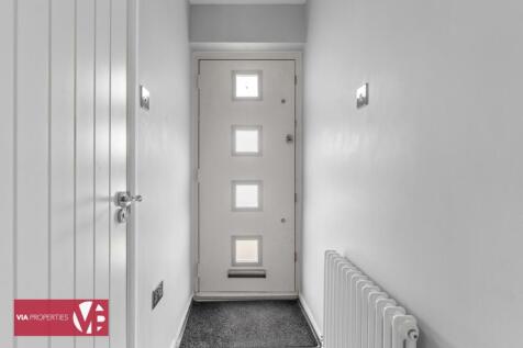70 Davison Drive Cheshunt Waltham Cross EN8 0SX via properties e