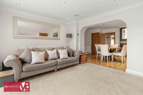 36 Palmers Grove Nazeing Waltham Abbey EN9 2QF via properties es