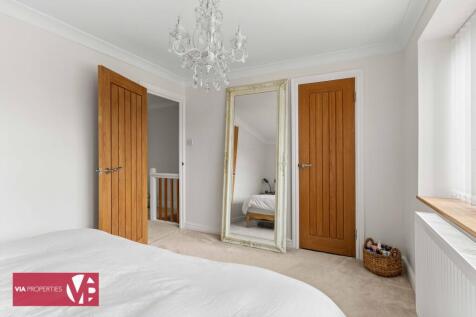 36 Palmers Grove Nazeing Waltham Abbey EN9 2QF via properties es
