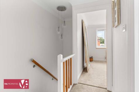 36 Palmers Grove Nazeing Waltham Abbey EN9 2QF via properties es