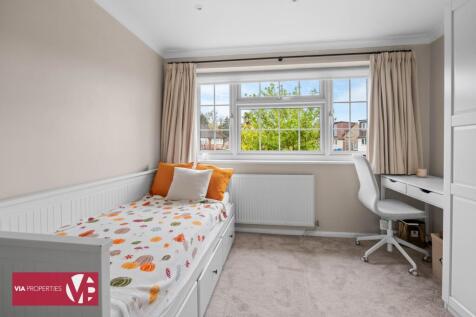 Bedroom 3 - 1st floor