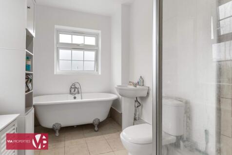 First floor family bathroom