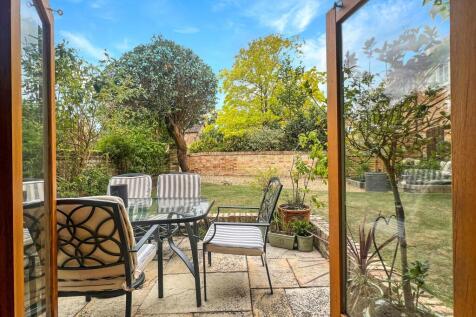 Property Image 11