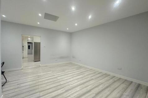 WhatsApp Image 2025-11-03 at 6.23.25 PM.jpeg