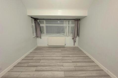 WhatsApp Image 2025-11-03 at 6.23.17 PM (1).jpeg