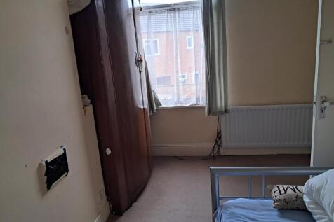 WhatsApp Image 2025-11-20 at 16.11.17_e393de58.jpg