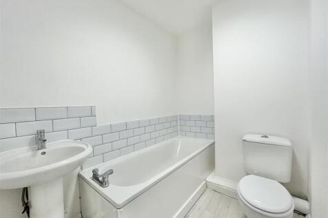 F4 Bathroom