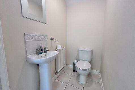 Communal WC