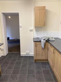 14 westbrook kitchen.JPG