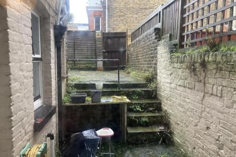 14 westbrook garden.JPG