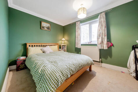 1369918-9-68f8a4e...