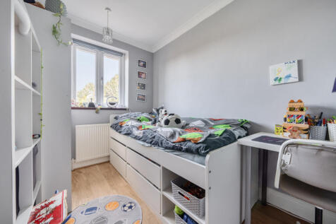 1373339-17-690a0f...