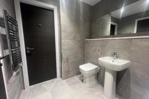 bathroom1.jpg