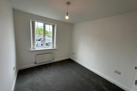 Bedroom 2.jpg