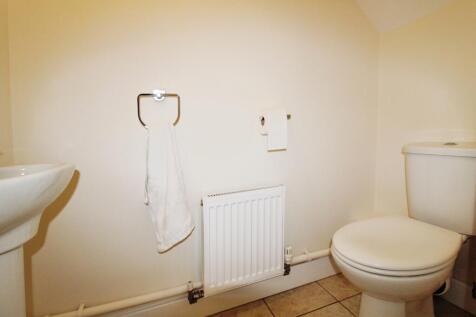 Cloakroom/wc