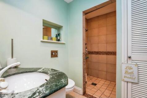 Downstairs Bathroom