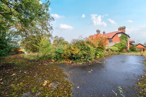 1370963-7-68f60c3...