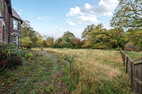 1370963-9-68f60c3...