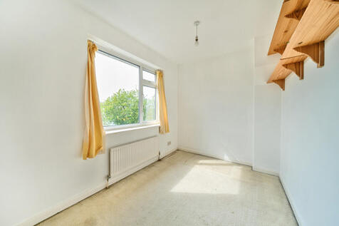 15-681b80595e15d-...