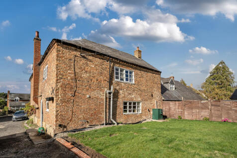 1371600-9-68f8f16...