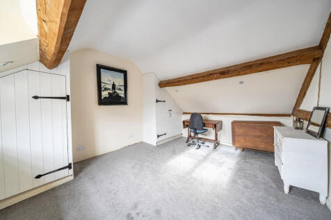 1371600-24-68f8f1...